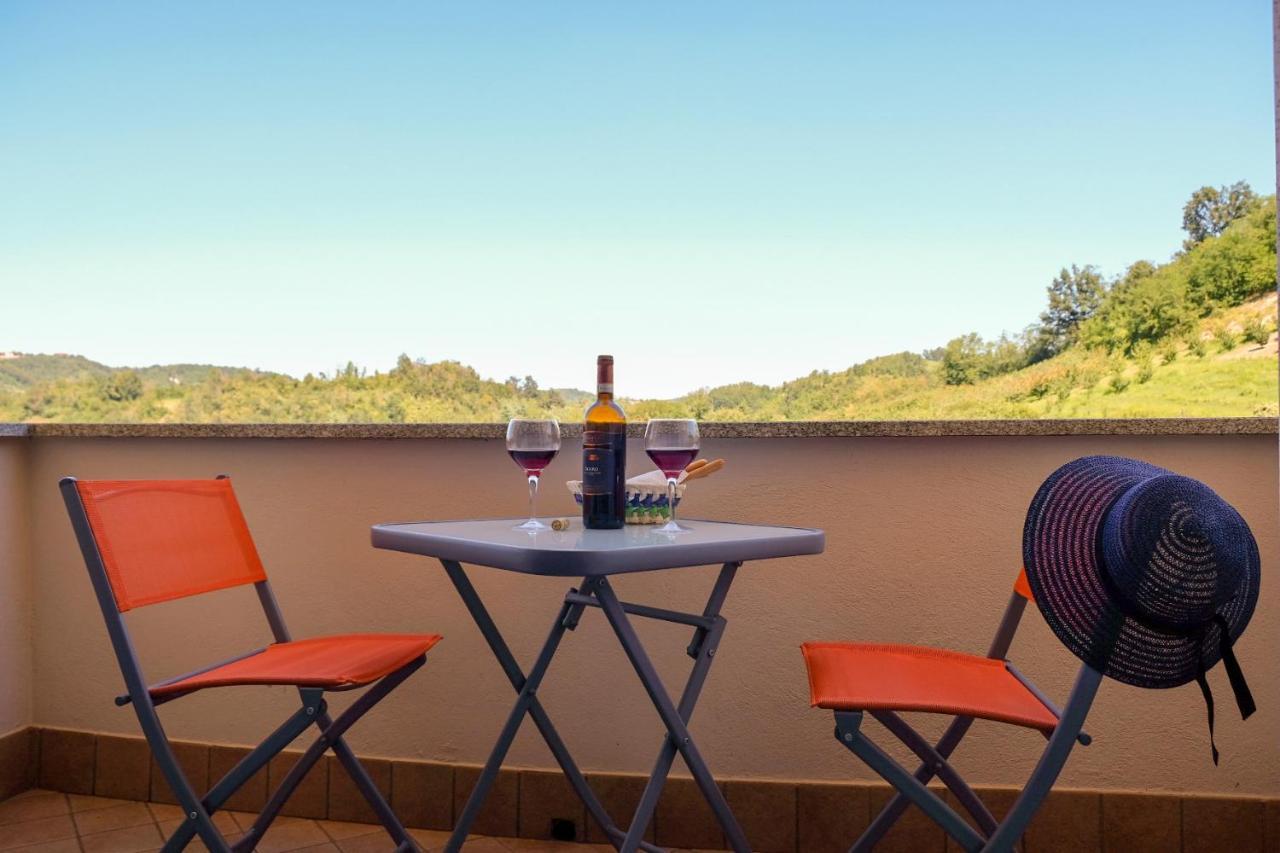 Bnb Airone Sommariva Perno Exterior photo